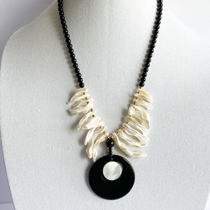 Mother Of Pearl & Shell Vintage Necklace